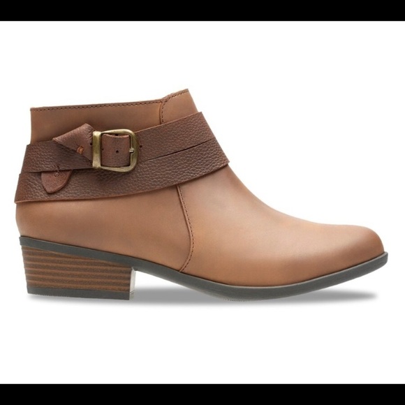 Clarks Addiy Cora ankle booties leather size 7 - Picture 1 of 9